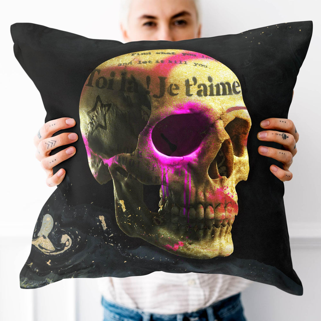 Je T'aime Art Cushion | Luxurious Soft Cushion with Quirky Design

